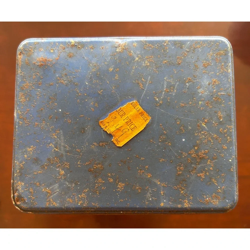 Whitehall Mixture Tobacco Tin Metal 14oz Blue White Vintage Americana MCM
